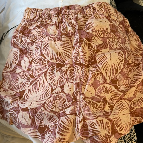 Women’s shorts - Picture 4 of 4
